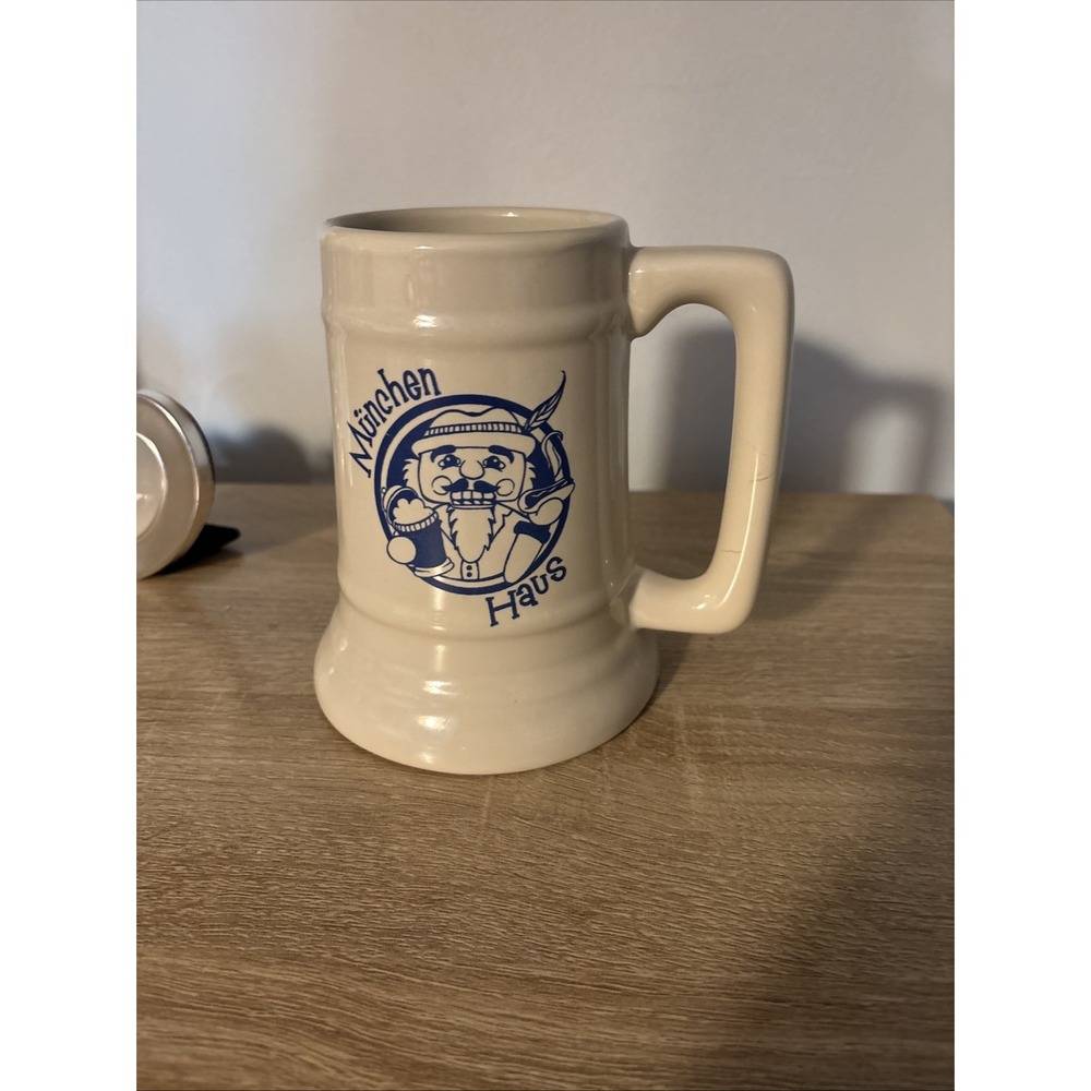 Oktoberfest‎ Mug Stein Leavenworth WA Ceramic Munchen Haus German Beer Stein